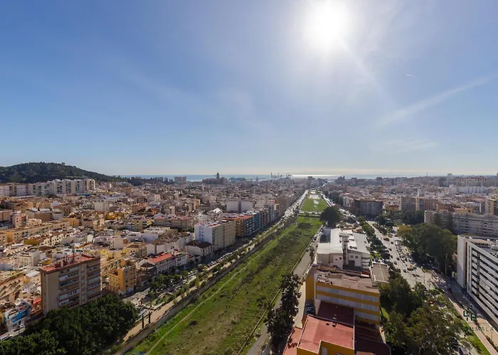 شقة Living4malaga Tower Horizon مالقة